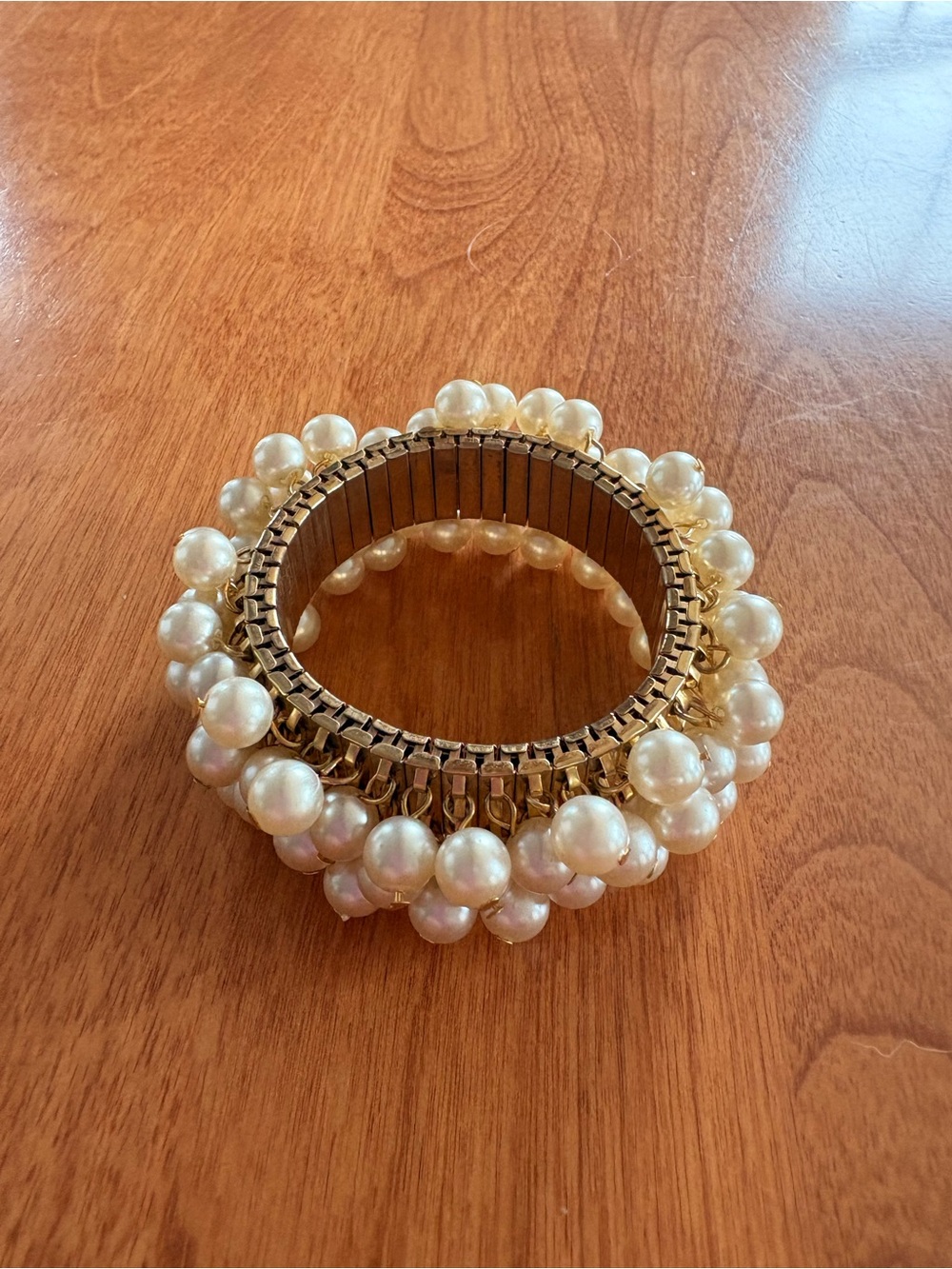 Gold-Tone Stretch Bracelet with Ivory Pearl Clusters